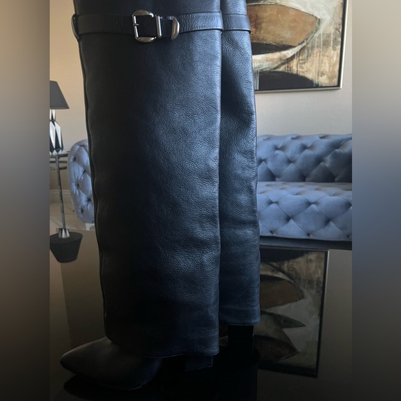 Schutz - Picture 4 of 10